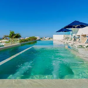 https://anah-apartment-centro-playa.allrivieramayahotels.com