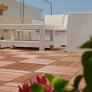 https://ramzam-spacious-modern-3-bedroom-apartment-with-roof-terrace.hotelssaintjulians.com